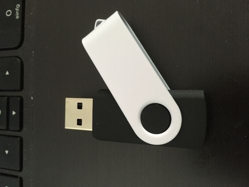 2GB USB Flash Drive Swivel  Black and White